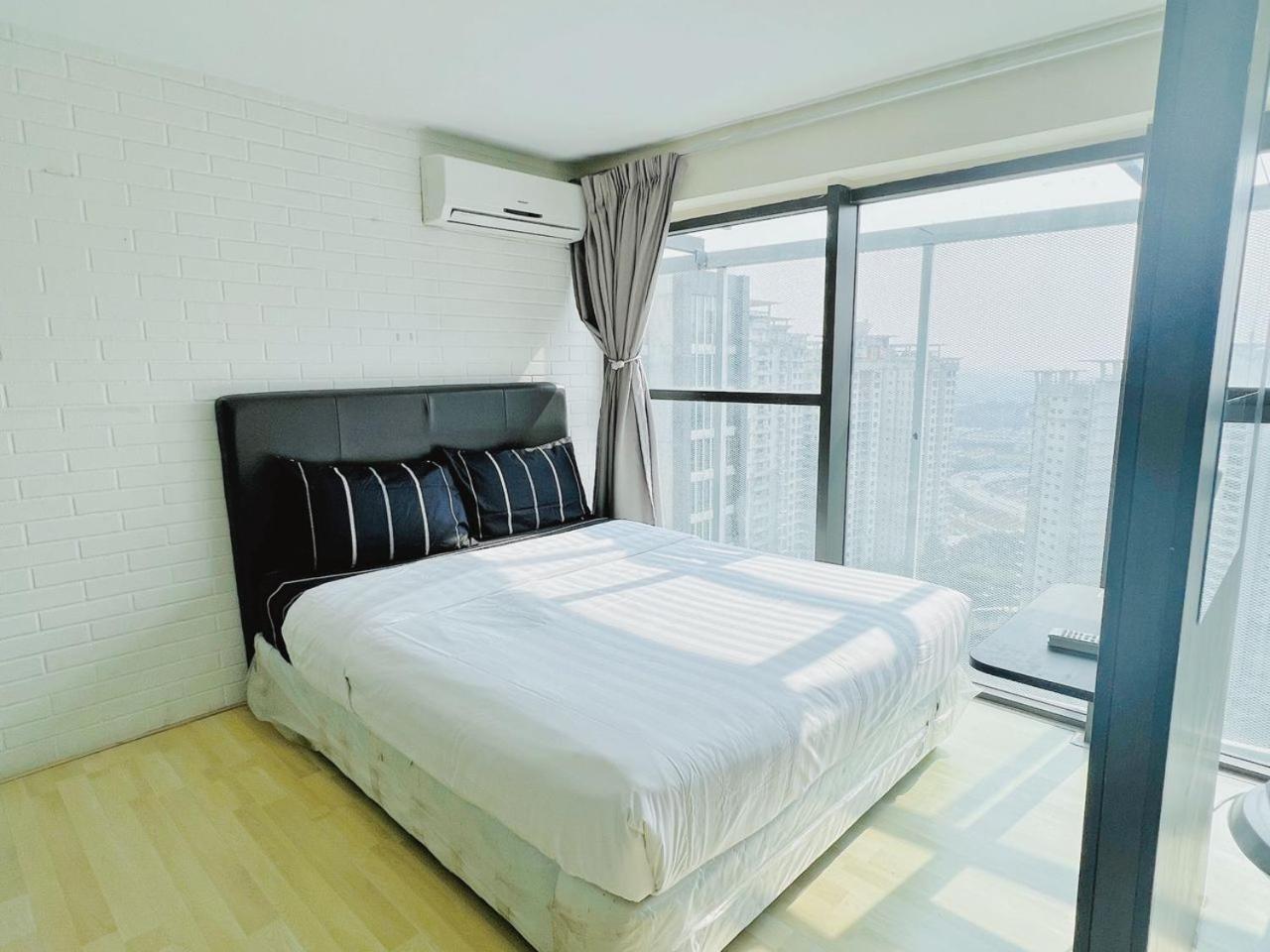 Ferienwohnung Damansara Loft 5Mins From Ikea Kidzania Petaling Jaya Exterior foto